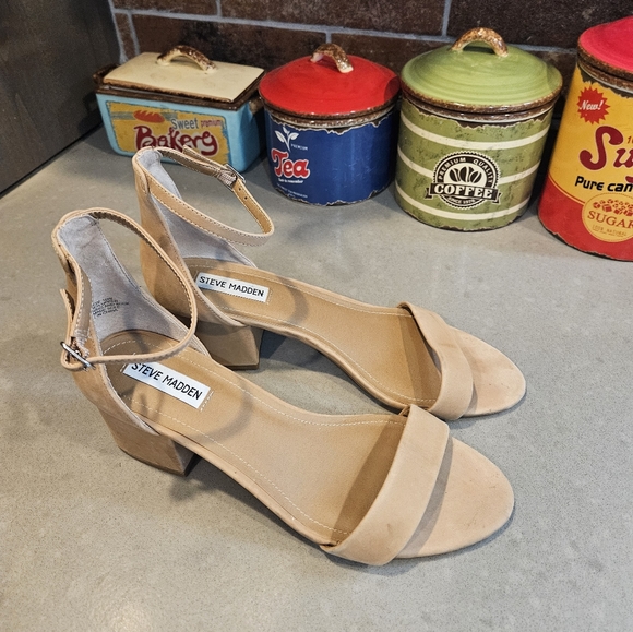 Steve Madden Women's Chunky‎ Heel Leather Sandals.  Size 10 - Picture 4 of 8